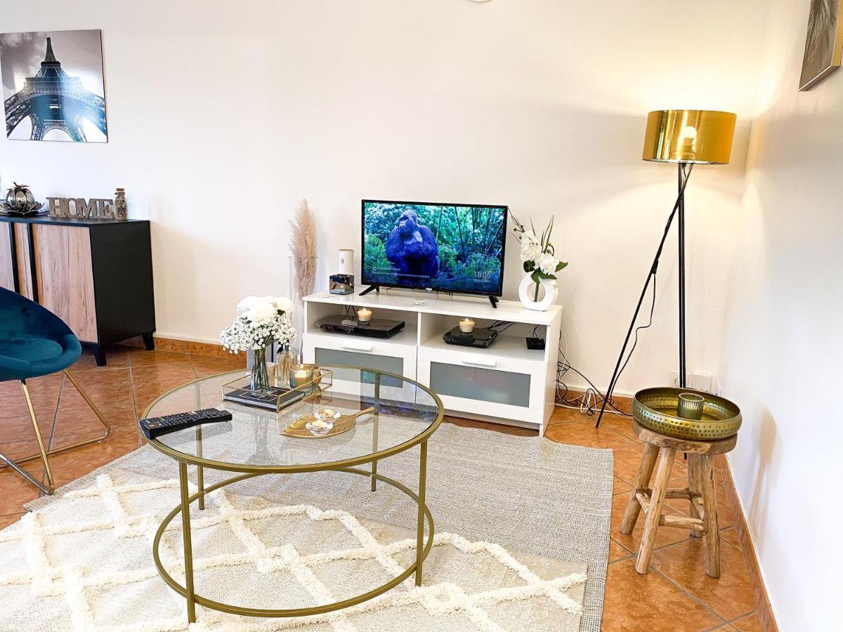 Luxueux Appartement Evry Centre - Parking - Rer A 10 Min Courcouronnes Exterior foto