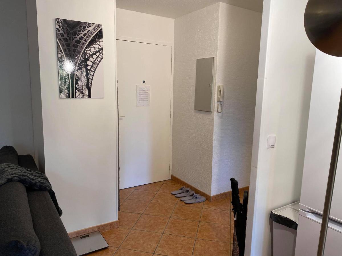 Luxueux Appartement Evry Centre - Parking - Rer A 10 Min Courcouronnes Exterior foto
